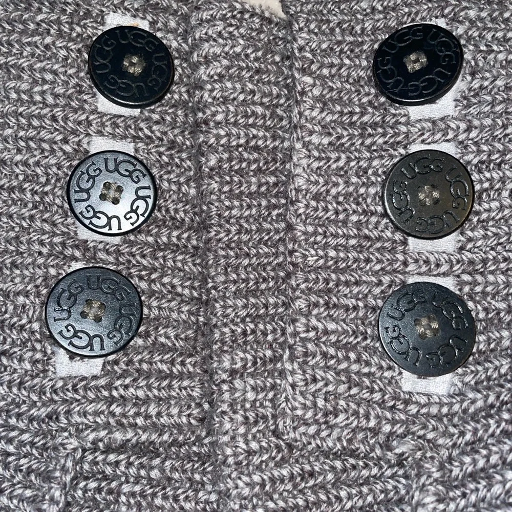 UGG Gray Cardi Knit Uggs - Picture 4 of 5